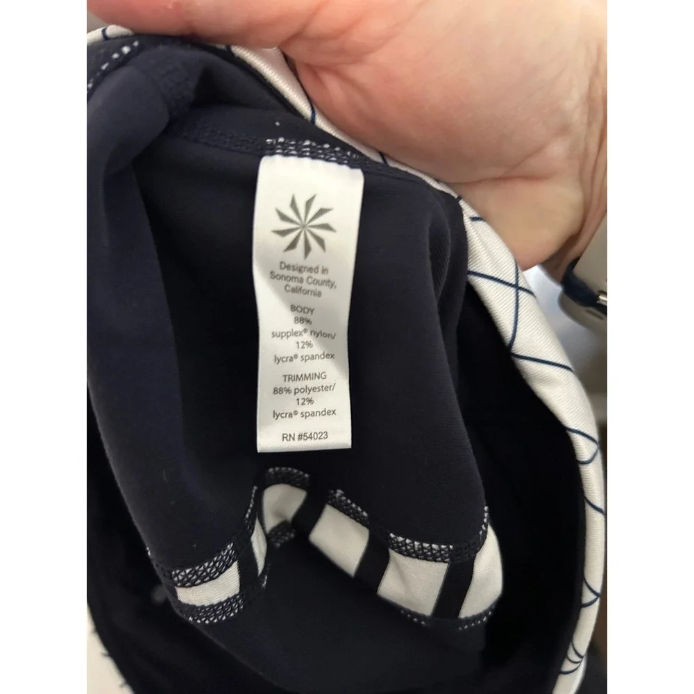 Athleta Navy Blue Geometric Striped Cropped Leggings Yoga Pants Medium RN 54023